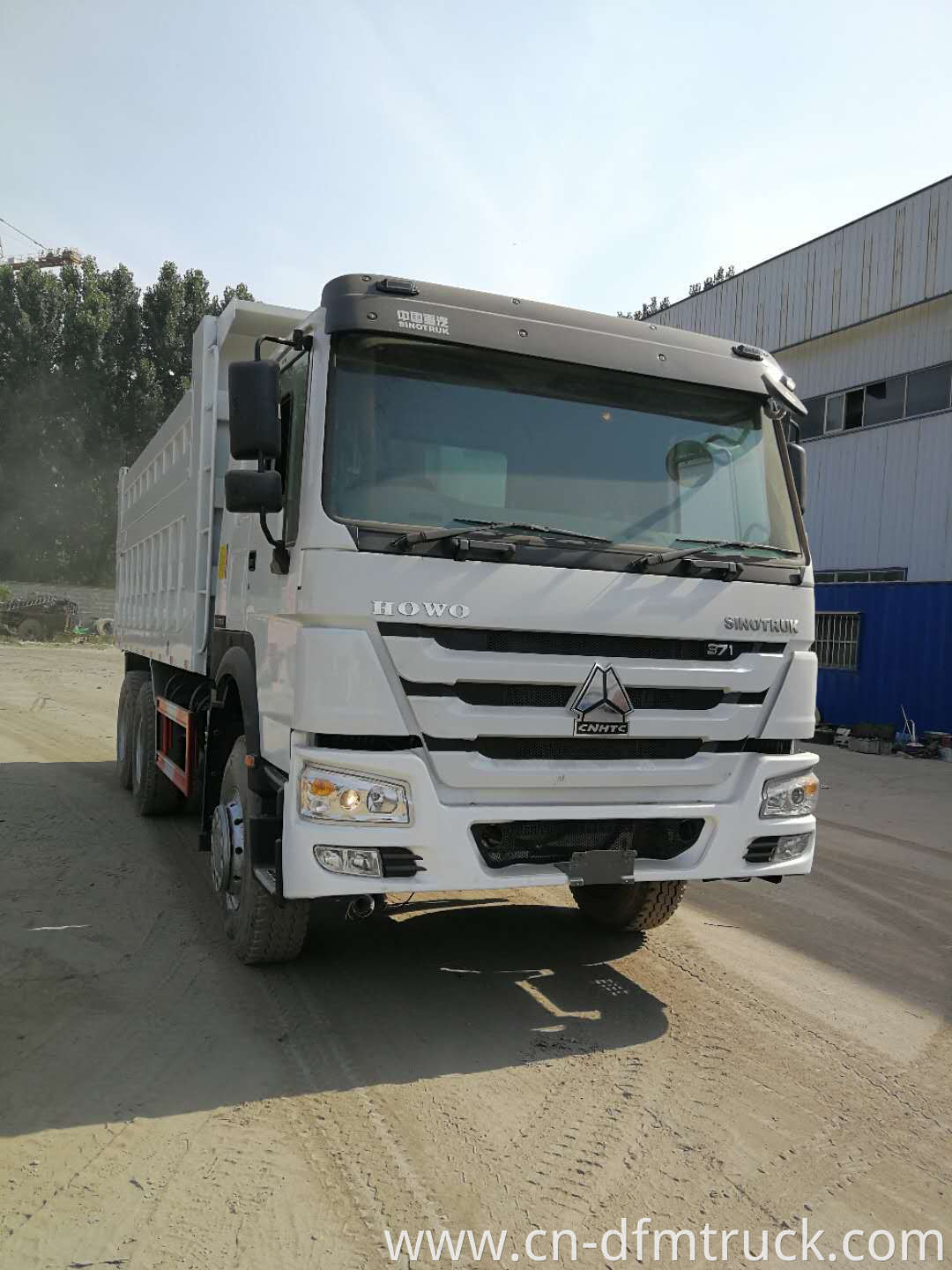 RHD dump truck (11)